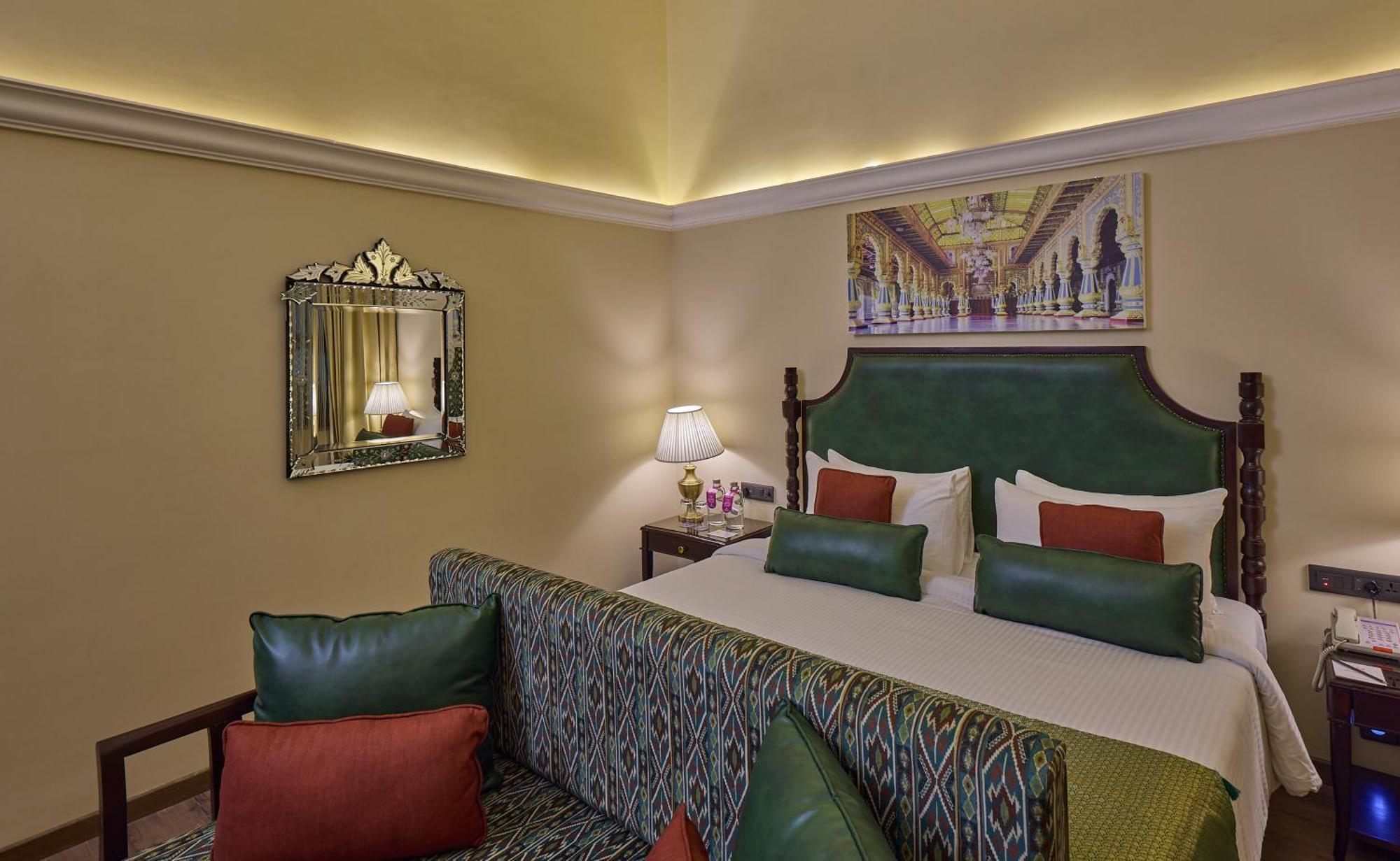 Royal Orchid Metropole Mysore Εξωτερικό φωτογραφία